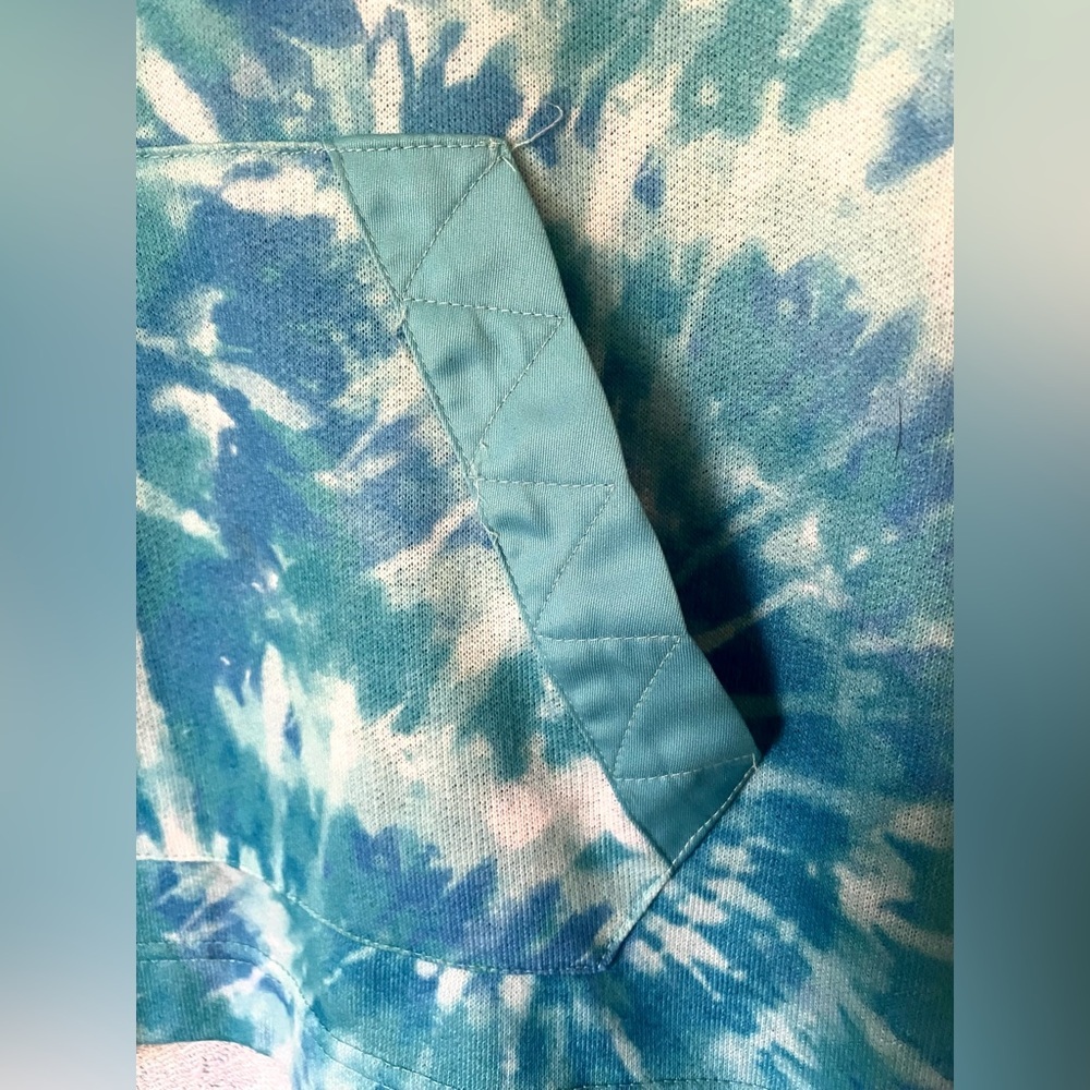 Simply Southern Pullover Sweatshirt in Teal/Blue/White Tie-Dye M - Picture 6 of 7